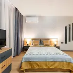 Guest 2 *