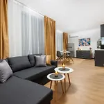 Апартамент Guest 2 *
