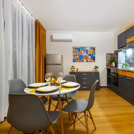Apartment Guest 2 *
